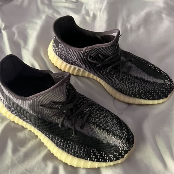 yeezy adult